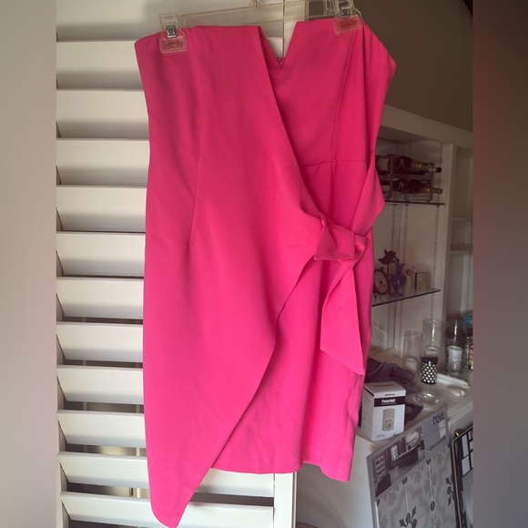 Pink strapless dress with a tie wrap Impeccable Pig - Picture 3 of 10